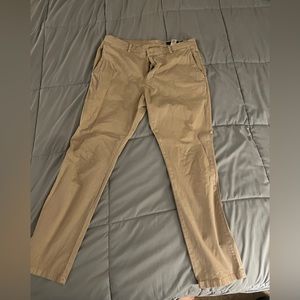 Vineyard Vines 36x32 Chino Khakis 36x32